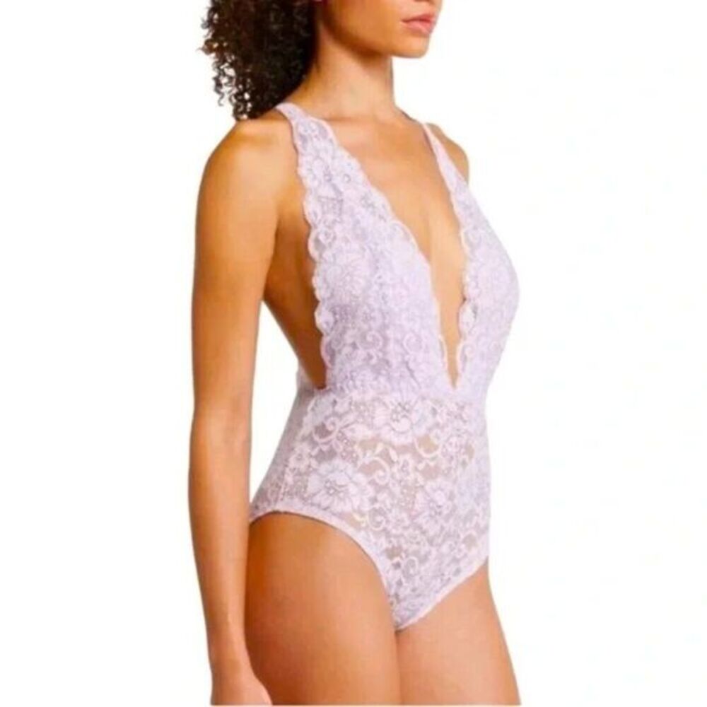 We Are HAH Comin In Haht Lace Bodysuit Womens XS (30-32 A-B) Lavender NWT